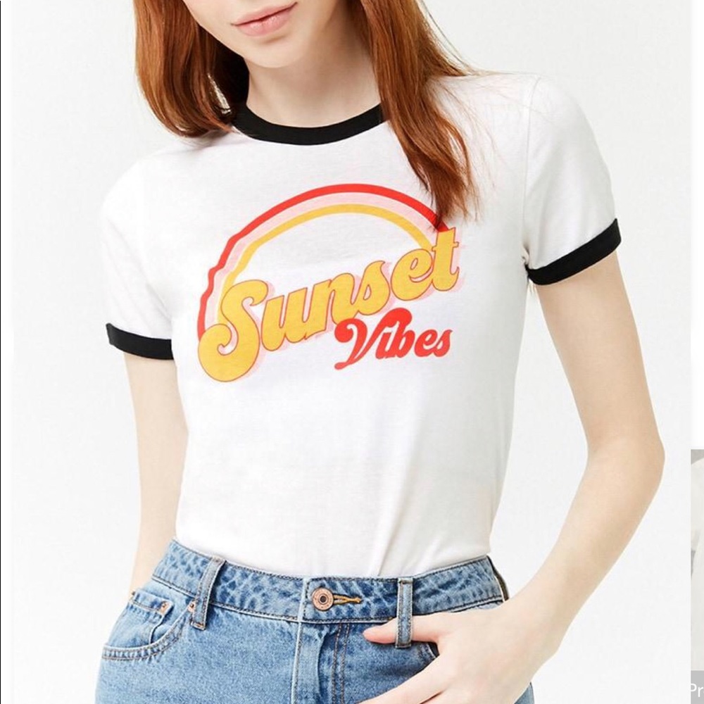 80’s Vibes “Sunset Vibes” Tee